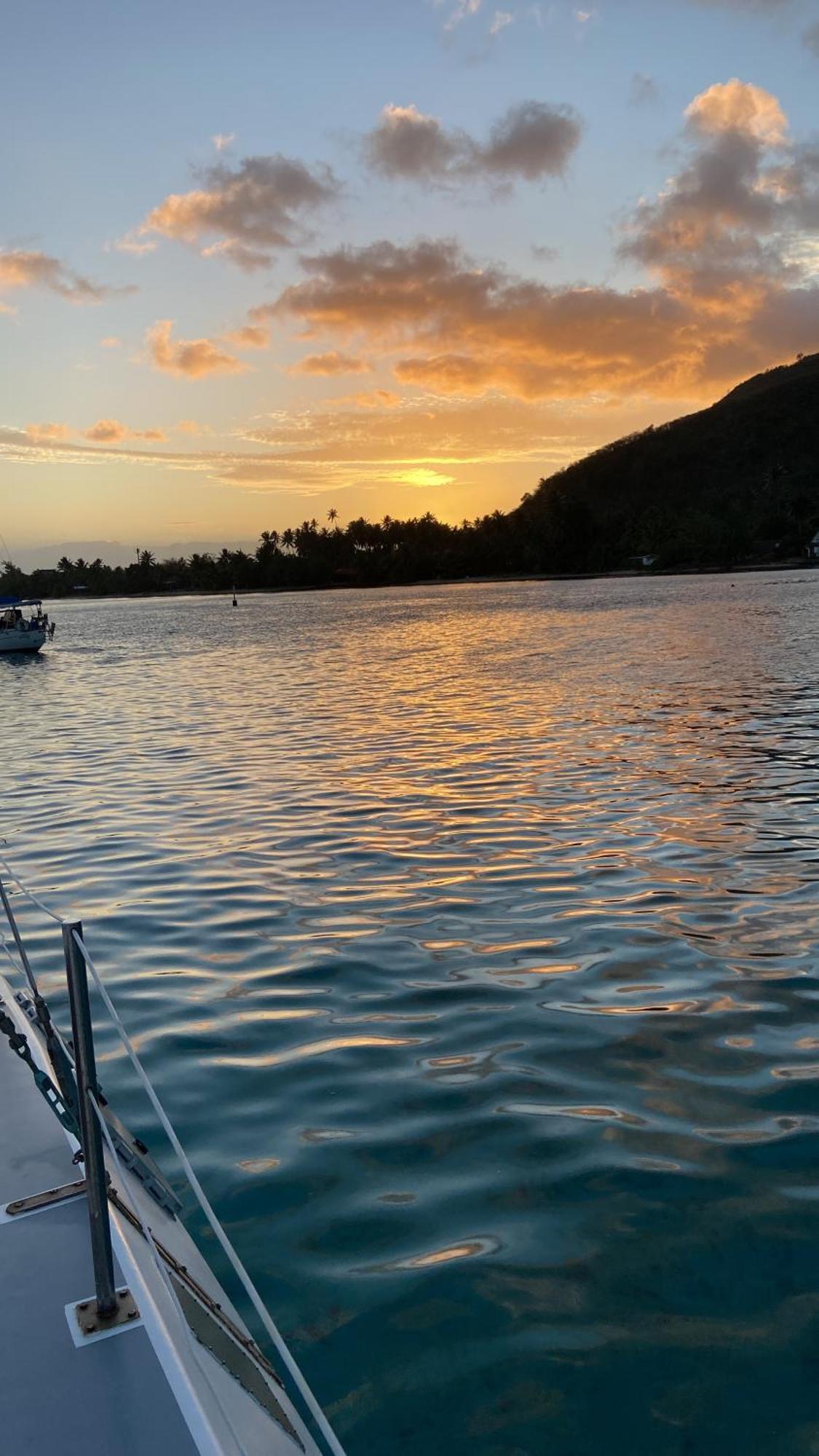 Catamaran Amaya - Sejour Insolite Sur Le Lagon De Moorea Hauru المظهر الخارجي الصورة